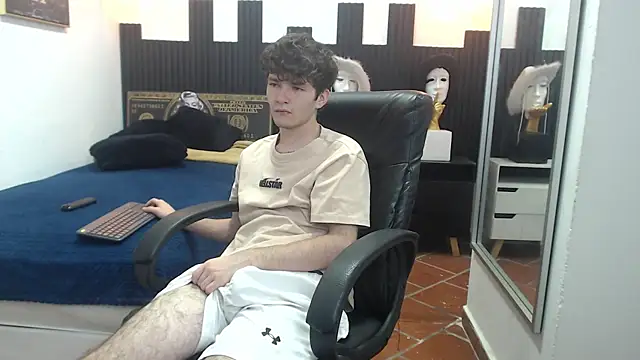 Snapshot of trevor_mob chatting on June 2026 02:55:01 PM trevor mob online show from June 2026 02:55:01 PM