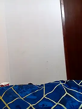 Snapshot of _iluvatar_ chatting on February 2026 09:15:02 PM iluvatar online show from February 2026 09:15:02 PM