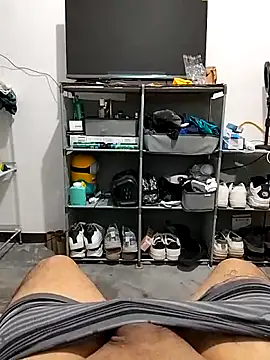 Guiichoo online show from April 2026 12:10:01 PM