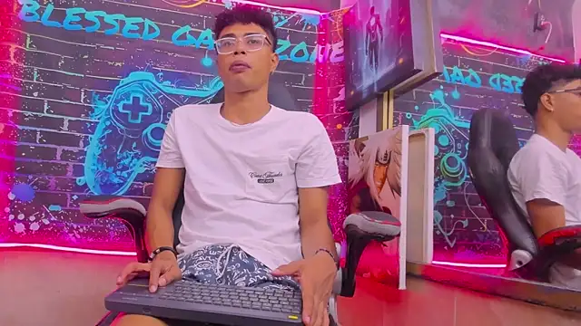 alex blasze online show from February 2026 03:28:02 AM