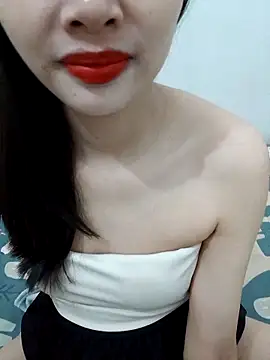 Snapshot of AmberBelle_007 chatting on April 2026 08:39:02 PM AmberBelle 007 online show from April 2026 08:39:02 PM