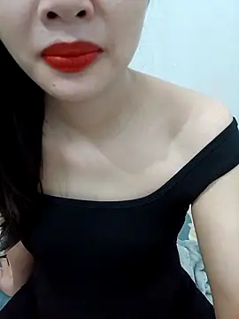 Snapshot of AmberBelle_007 chatting on April 2026 08:02:01 PM AmberBelle 007 online show from April 2026 08:02:01 PM