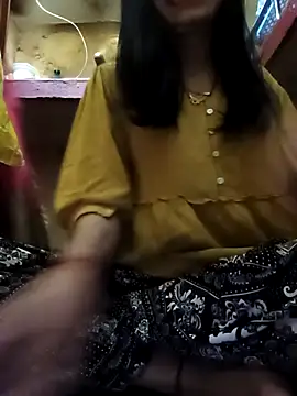 Snapshot of Rashmika_Mandana chatting on February 2026 07:01:02 PM Rashmika Mandana online show from February 2026 07:01:02 PM