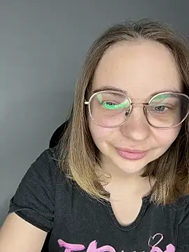 Snapshot of Caboniahoney chatting on February 2026 11:32:01 AM Caboniahoney online show from February 2026 11:32:01 AM