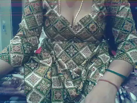 HOTY SAPNA02sCyOz9QcTD online show from February 2026 03:45:02 PM