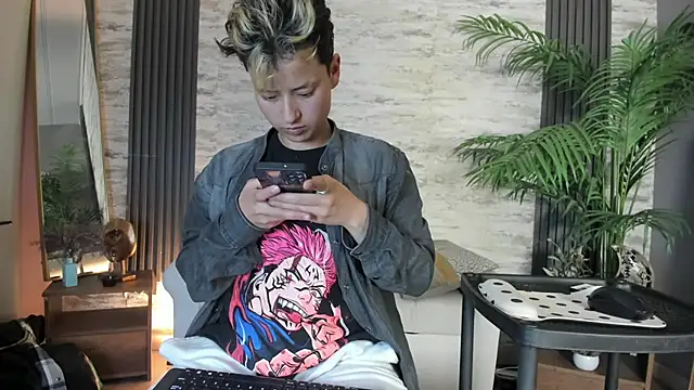 RedHood 1 online show from March 2026 05:40:02 AM