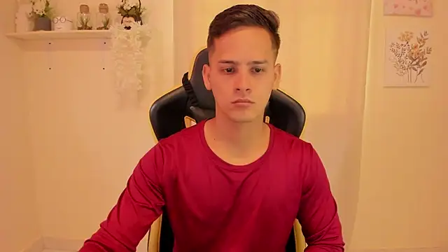 sexy andres01 online show from March 2026 01:27:01 PM