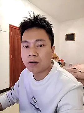 Qianluo003 online show from February 2026 12:59:02 PM