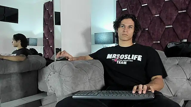 TonyBenedetti online show from April 2026 08:26:01 PM