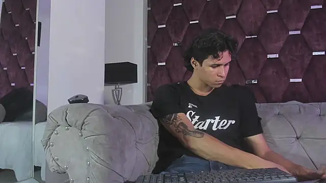 TonyBenedetti online show from July 2026 08:44:01 PM