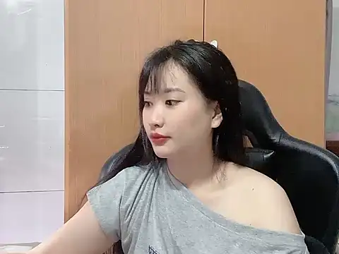 Sunny2868 online show from March 2026 02:57:01 PM