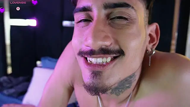 Snapshot of Dark_Eros_ chatting on February 2026 07:37:02 PM Dark Eros online show from February 2026 07:37:02 PM