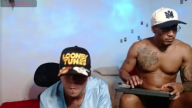 Snapshot of bruno_west chatting on August 2026 08:27:01 AM bruno west online show from August 2026 08:27:01 AM