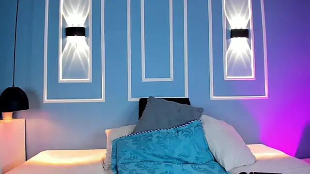 Lore evans online show from April 2026 09:20:02 PM