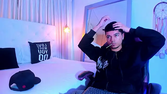 Briian   online show from June 2026 07:34:02 PM