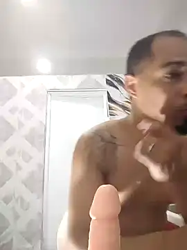 Snapshot of thewatcherxx02 chatting on March 2026 04:18:02 AM thewatcherxx02 online show from March 2026 04:18:02 AM