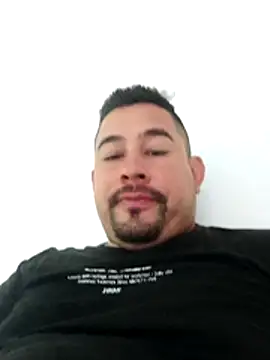 Snapshot of stivengaviria chatting on February 2026 06:30:01 PM stivengaviria online show from February 2026 06:30:01 PM