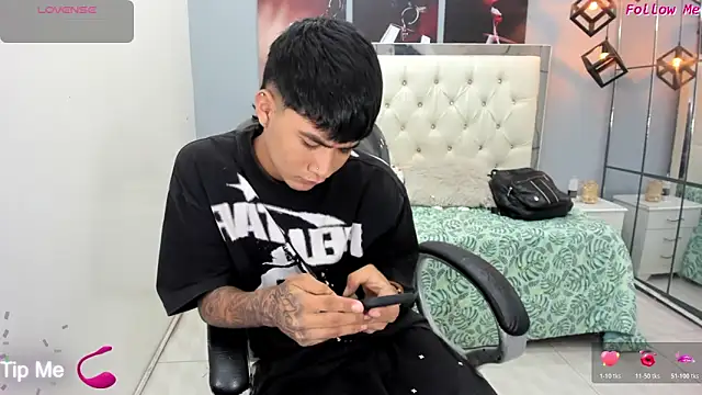 Snapshot of Thiago_collinss chatting on May 2026 10:29:01 PM Thiago collinss online show from May 2026 10:29:01 PM