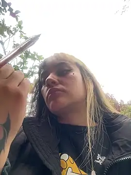 Sara 92 online show from April 2026 07:09:02 PM