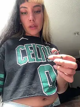 Sara 92 online show from April 2026 05:39:02 PM