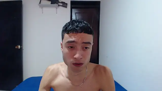 Snapshot of Sweet-Bane chatting on April 2026 03:19:02 PM Sweet-Bane online show from April 2026 03:19:02 PM