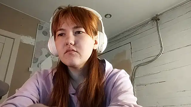 Snapshot of DinaFirebird chatting on February 2026 04:57:02 AM DinaFirebird online show from February 2026 04:57:02 AM