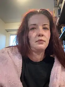 Snapshot of xoxchaarrxox chatting on February 2026 05:25:01 PM xoxchaarrxox online show from February 2026 05:25:01 PM