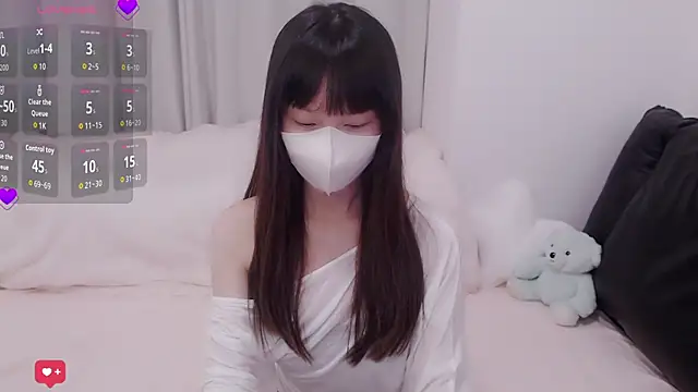 AiIris1 online show from May 2026 01:19:01 PM