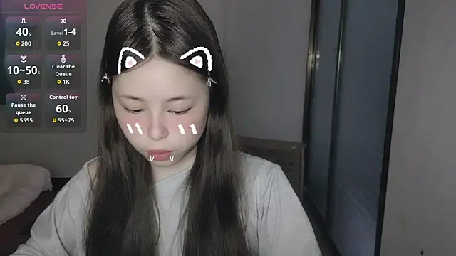 F-Yihao online show from April 2026 10:13:01 AM