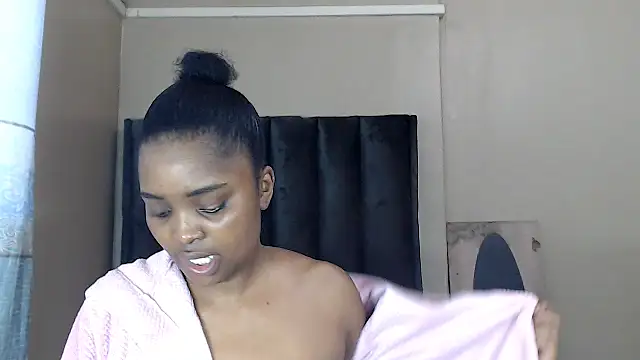 LexyDiana online show from May 2026 06:10:02 AM