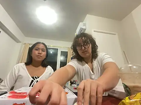 yassiestar online show from March 2026 05:50:02 PM