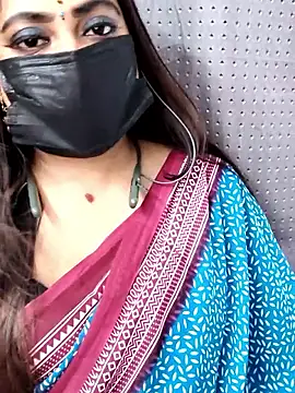 Cutie Nila online show from April 2026 05:45:02 AM