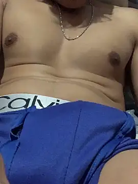 Snapshot of Tu_gymrat chatting on March 2026 05:35:02 AM Tu gymrat online show from March 2026 05:35:02 AM