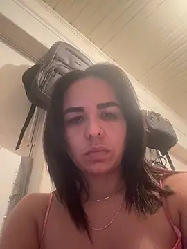 Snapshot of Mkdana chatting on April 2026 12:22:02 AM Mkdana online show from April 2026 12:22:02 AM