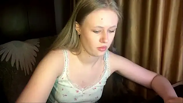 Snapshot of lisa_high chatting on March 2026 11:28:02 AM lisa high online show from March 2026 11:28:02 AM