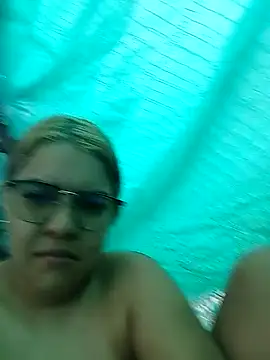 Snapshot of single_kitten chatting on April 2026 12:14:01 PM single kitten online show from April 2026 12:14:01 PM