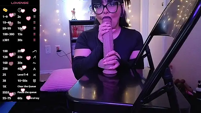 DigitalDiamondXO online show from March 2026 05:23:02 PM