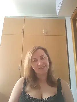 Snapshot of ChristinaYork chatting on April 2026 01:34:01 PM ChristinaYork online show from April 2026 01:34:01 PM