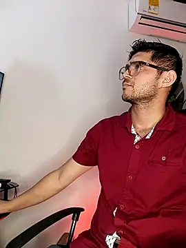 Snapshot of ritzabeth_daniel chatting on April 2026 02:09:01 AM ritzabeth daniel online show from April 2026 02:09:01 AM