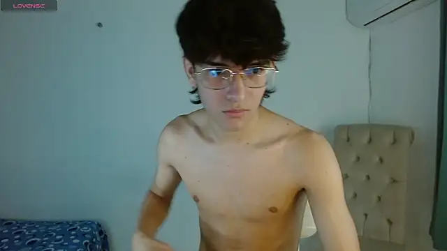 Snapshot of noah_millerx chatting on May 2026 03:57:02 AM noah millerx online show from May 2026 03:57:02 AM