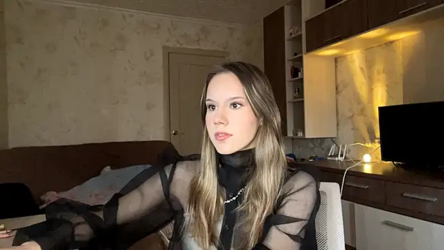 Snapshot of PrettyReal chatting on March 2026 08:16:01 AM PrettyReal online show from March 2026 08:16:01 AM