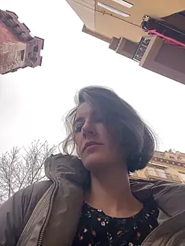 Snapshot of Kamorana chatting on February 2026 09:53:01 AM Kamorana online show from February 2026 09:53:01 AM