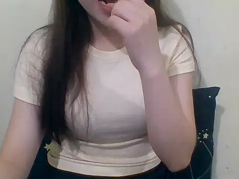 kiraa-007 online show from April 2026 01:56:01 PM