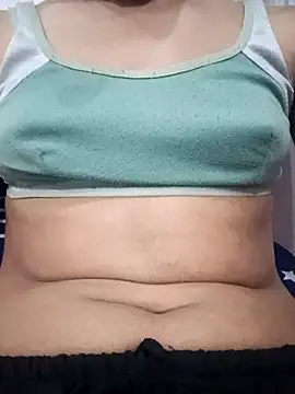 Snapshot of iam_Rani_19 chatting on February 2026 06:40:02 PM iam Rani 19 online show from February 2026 06:40:02 PM