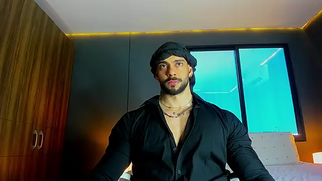 massimo visconti online show from March 2026 08:19:02 PM