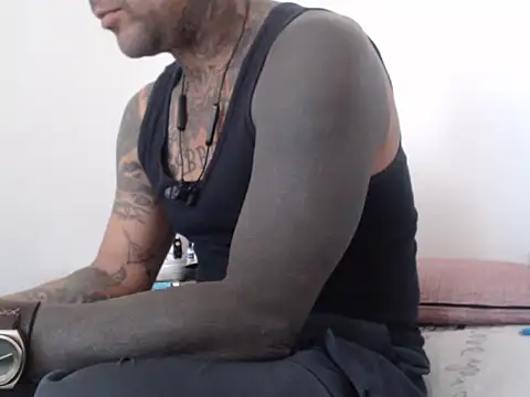 Snapshot of GaboMix4728 chatting on February 2026 05:35:01 PM GaboMix4728 online show from February 2026 05:35:01 PM