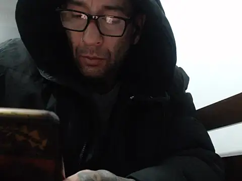 Snapshot of GaboMix4728 chatting on March 2026 09:11:02 AM GaboMix4728 online show from March 2026 09:11:02 AM