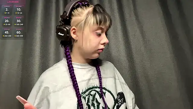 AueshaSimon online show from March 2026 05:12:02 AM