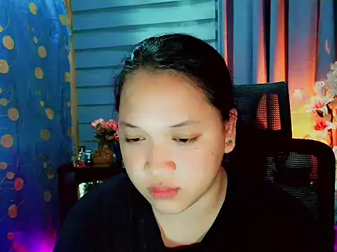 Snapshot of Sweet_coleen chatting on April 2026 01:30:01 PM Sweet coleen online show from April 2026 01:30:01 PM