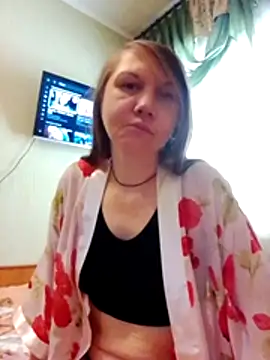 Snapshot of ValeriaCroft chatting on February 2026 08:37:02 AM ValeriaCroft online show from February 2026 08:37:02 AM